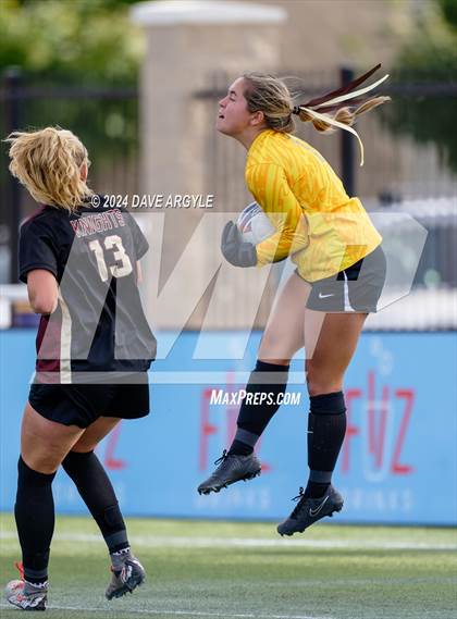 Thumbnail 3 in Lone Peak vs. Davis (UHSAA 6A Final) photogallery.