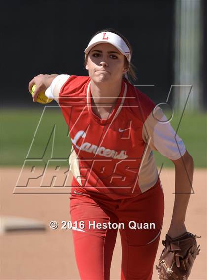 Thumbnail 3 in Mater Dei vs Orange Lutheran (Alan Dugard Classic) photogallery.