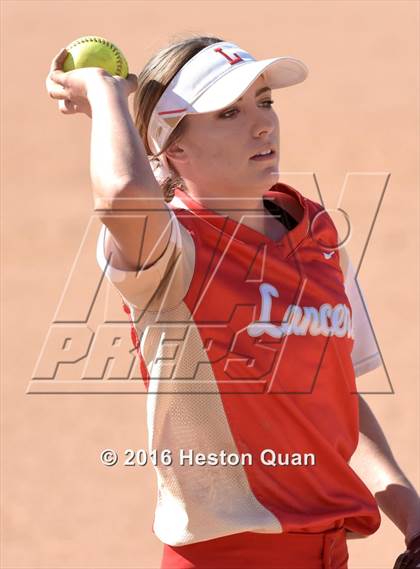 Thumbnail 1 in Mater Dei vs Orange Lutheran (Alan Dugard Classic) photogallery.