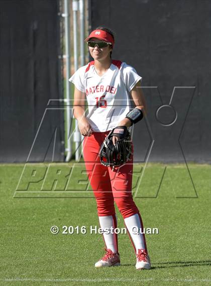 Thumbnail 1 in Mater Dei vs Orange Lutheran (Alan Dugard Classic) photogallery.
