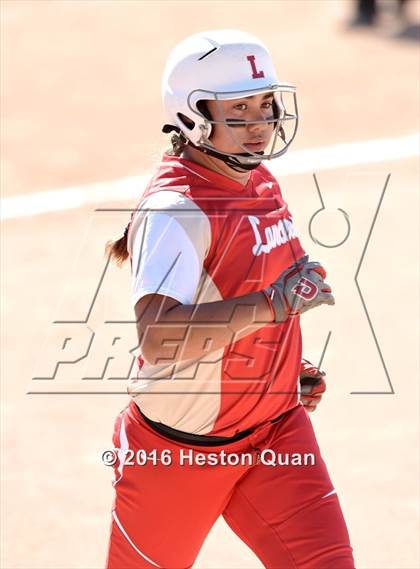 Thumbnail 1 in Mater Dei vs Orange Lutheran (Alan Dugard Classic) photogallery.