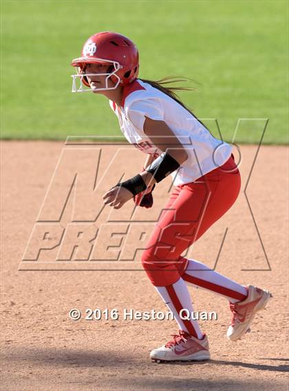 Thumbnail 1 in Mater Dei vs Orange Lutheran (Alan Dugard Classic) photogallery.