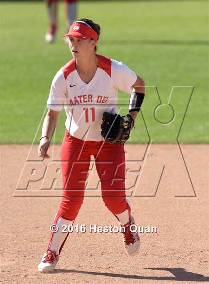 Thumbnail 1 in Mater Dei vs Orange Lutheran (Alan Dugard Classic) photogallery.