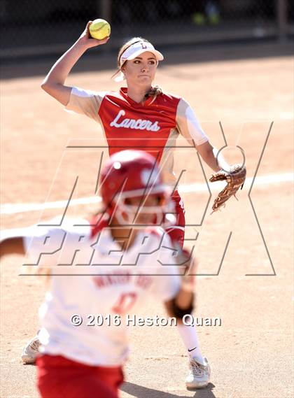 Thumbnail 3 in Mater Dei vs Orange Lutheran (Alan Dugard Classic) photogallery.