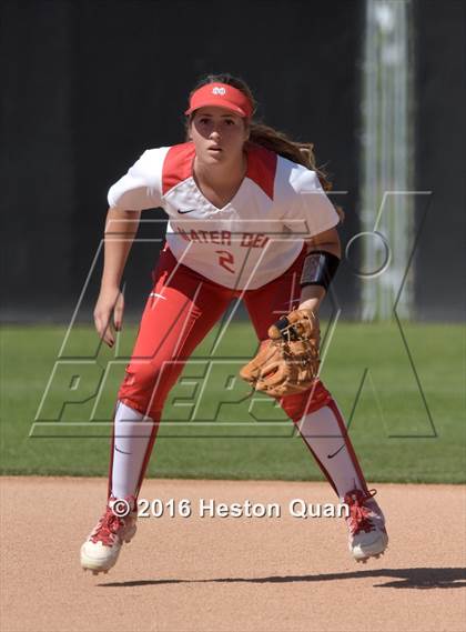 Thumbnail 2 in Mater Dei vs Orange Lutheran (Alan Dugard Classic) photogallery.