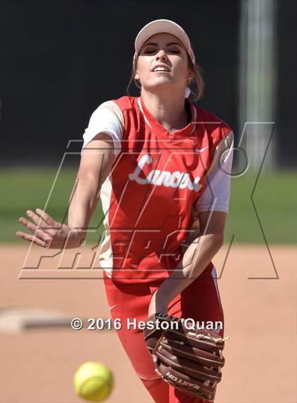 Thumbnail 3 in Mater Dei vs Orange Lutheran (Alan Dugard Classic) photogallery.