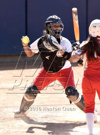 Thumbnail 1 in Mater Dei vs Orange Lutheran (Alan Dugard Classic) photogallery.
