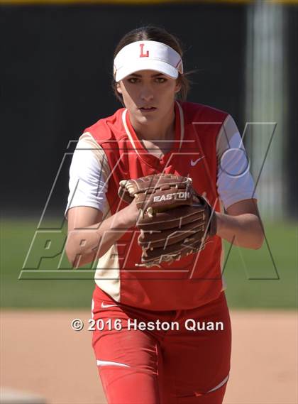 Thumbnail 3 in Mater Dei vs Orange Lutheran (Alan Dugard Classic) photogallery.