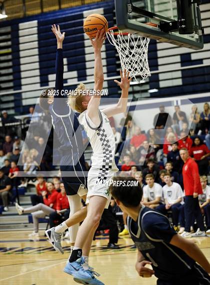 Thumbnail 3 in Crimson Cliffs @ Ridgeline photogallery.