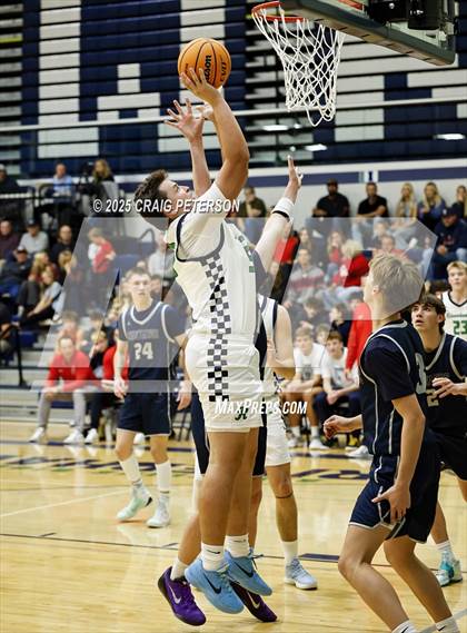 Thumbnail 3 in Crimson Cliffs @ Ridgeline photogallery.
