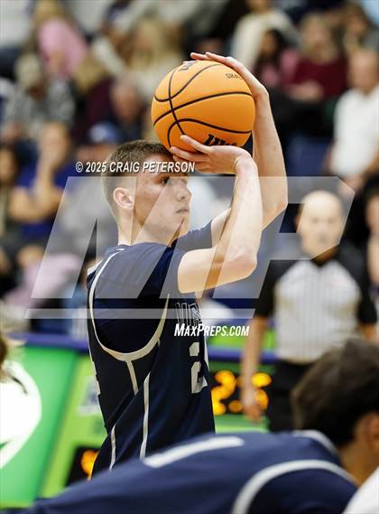 Thumbnail 3 in Crimson Cliffs @ Ridgeline photogallery.