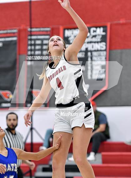 Thumbnail 2 in Wheatland vs. Woodland Christian (Cardinal Classic) photogallery.