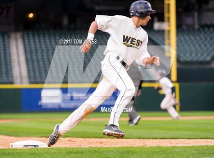 Thumbnail 1 in Auburn Mountainview vs. West Seattle photogallery.