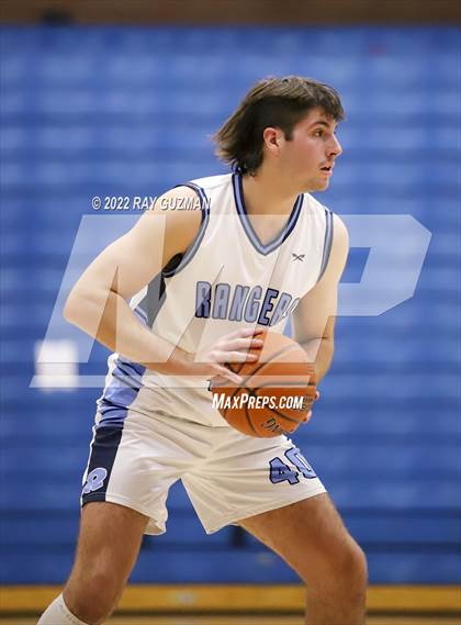 Thumbnail 3 in Redwood vs. Kerman photogallery.