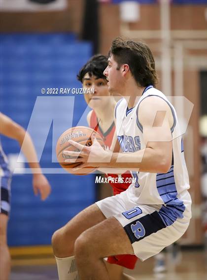 Thumbnail 1 in Redwood vs. Kerman photogallery.