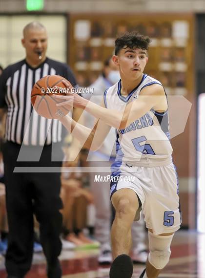 Thumbnail 2 in Redwood vs. Kerman photogallery.