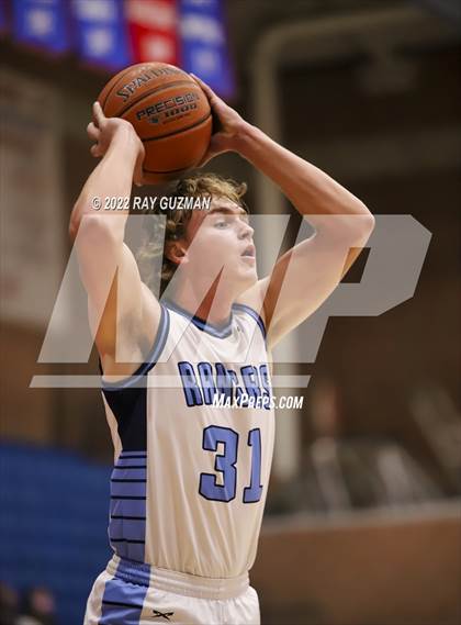 Thumbnail 3 in Redwood vs. Kerman photogallery.