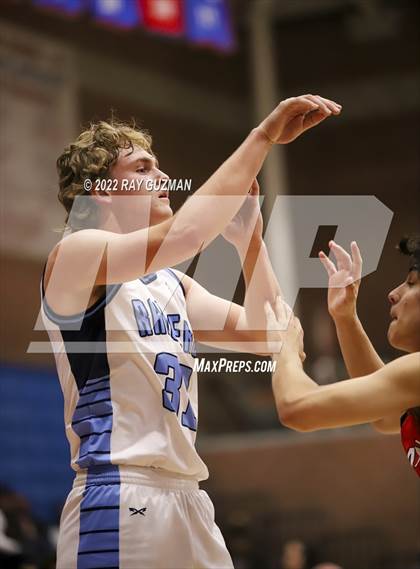 Thumbnail 2 in Redwood vs. Kerman photogallery.