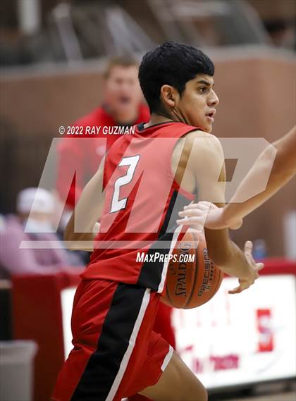 Thumbnail 2 in Redwood vs. Kerman photogallery.