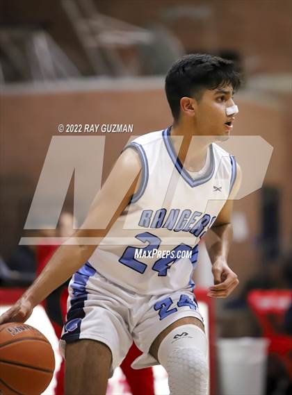 Thumbnail 2 in Redwood vs. Kerman photogallery.