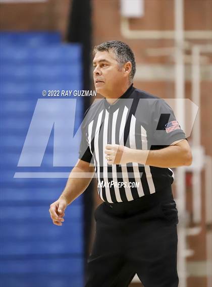 Thumbnail 3 in Redwood vs. Kerman photogallery.