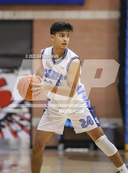 Thumbnail 2 in Redwood vs. Kerman photogallery.