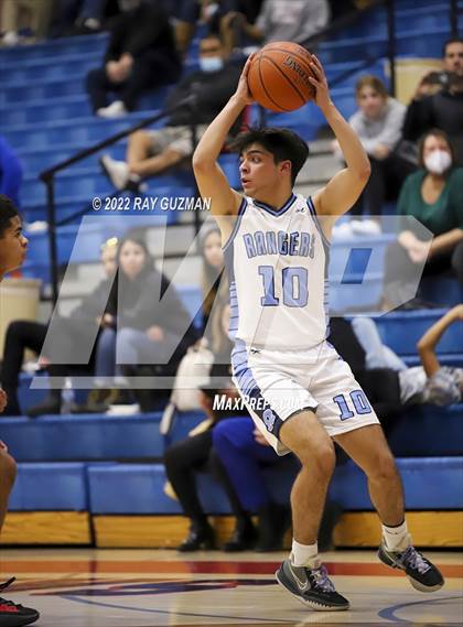Thumbnail 2 in Redwood vs. Kerman photogallery.