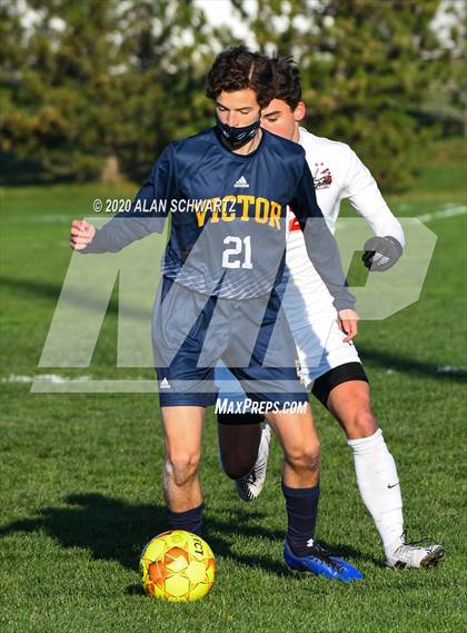 Thumbnail 2 in Hilton vs. Victor photogallery.