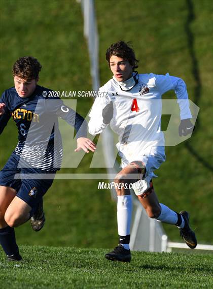 Thumbnail 3 in Hilton vs. Victor photogallery.