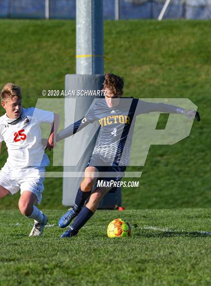 Thumbnail 2 in Hilton vs. Victor photogallery.