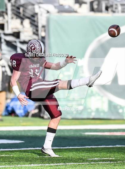 Thumbnail 1 in Ridgewood vs. Passaic County Tech (NJSIAA North I Group 5 Final) photogallery.