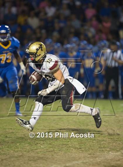 Thumbnail 3 in Bishop Amat vs Bishop Alemany photogallery.