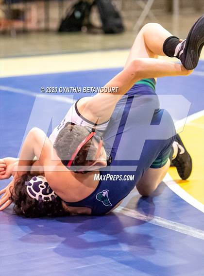 Thumbnail 3 in Mullen vs Overland photogallery.