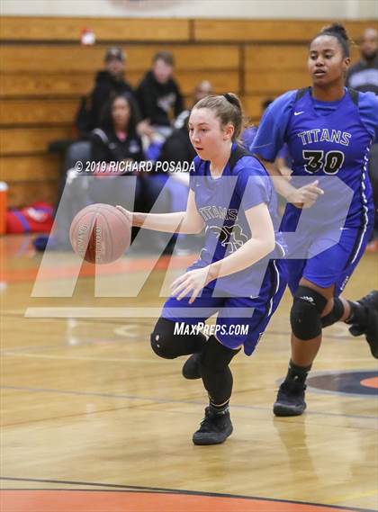 Thumbnail 2 in Frontier @ Selma (CIF DIII Quarterfinal) photogallery.