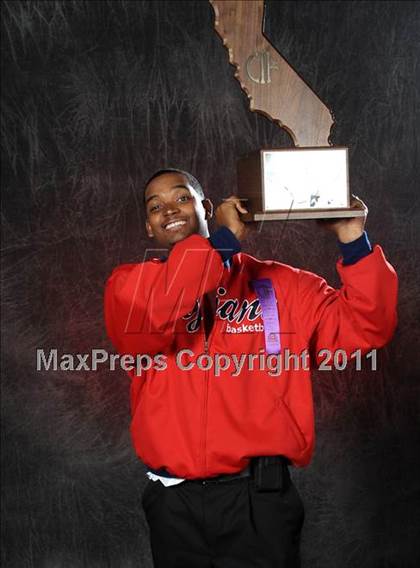 Thumbnail 2 in Lutheran (CIF State D3 Award Photos) photogallery.