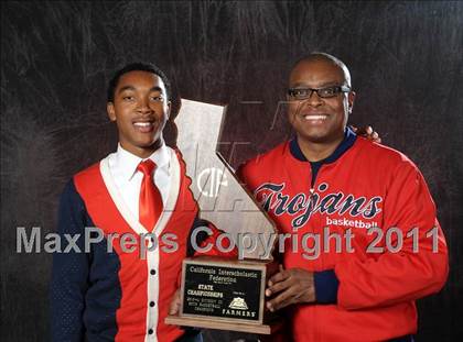 Thumbnail 3 in Lutheran (CIF State D3 Award Photos) photogallery.