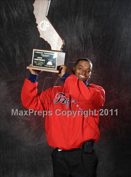 Thumbnail 1 in Lutheran (CIF State D3 Award Photos) photogallery.