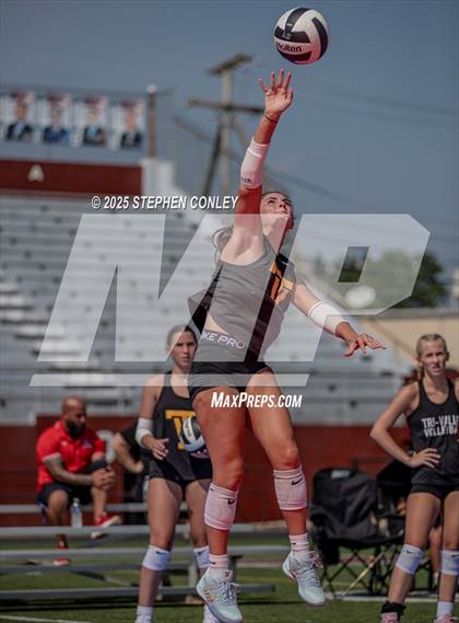 Thumbnail 2 in Tri-Valley vs Lakewood (Showdown at Sundown Preview) photogallery.