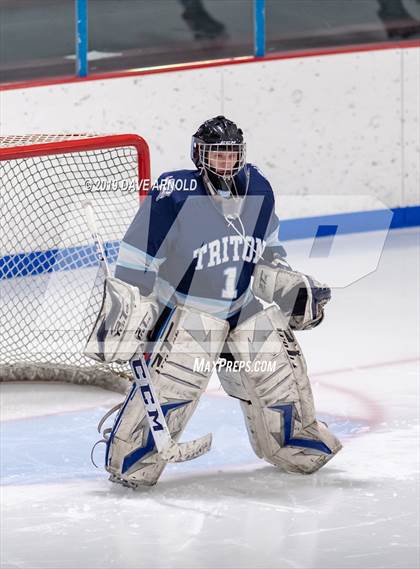 Thumbnail 2 in Triton Regional vs Masconomet Regional (MIAA Division 2 North Quarterfinal) photogallery.