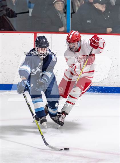 Thumbnail 2 in Triton Regional vs Masconomet Regional (MIAA Division 2 North Quarterfinal) photogallery.