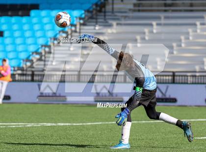 Thumbnail 2 in Grandview vs. Fossil Ridge (CHSAA 5A Final) photogallery.