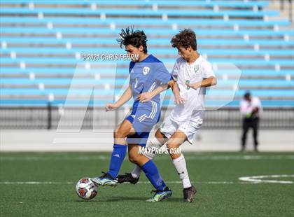 Thumbnail 2 in Grandview vs. Fossil Ridge (CHSAA 5A Final) photogallery.