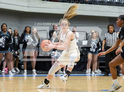 Thumbnail 1 in Godley vs. Panther Creek (UIL 4A Area Playoff) photogallery.