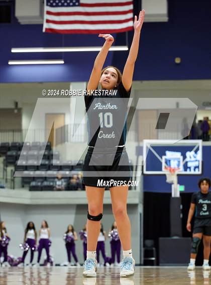 Thumbnail 3 in Godley vs. Panther Creek (UIL 4A Area Playoff) photogallery.