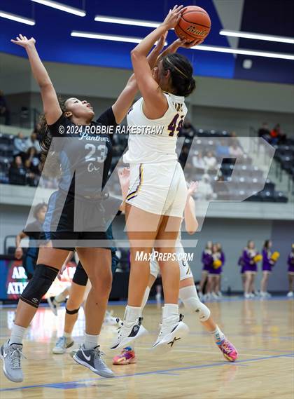 Thumbnail 2 in Godley vs. Panther Creek (UIL 4A Area Playoff) photogallery.
