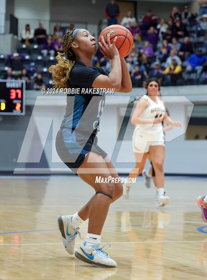 Thumbnail 3 in Godley vs. Panther Creek (UIL 4A Area Playoff) photogallery.