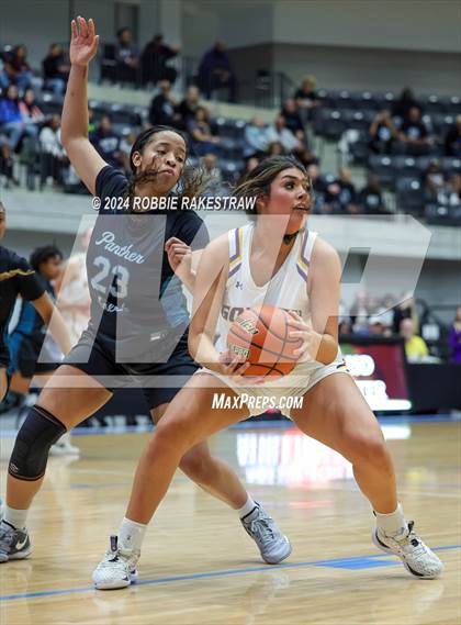 Thumbnail 1 in Godley vs. Panther Creek (UIL 4A Area Playoff) photogallery.