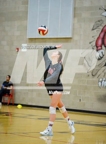 Thumbnail 2 in Empire vs Marana photogallery.