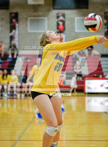 Thumbnail 3 in Empire vs Marana photogallery.