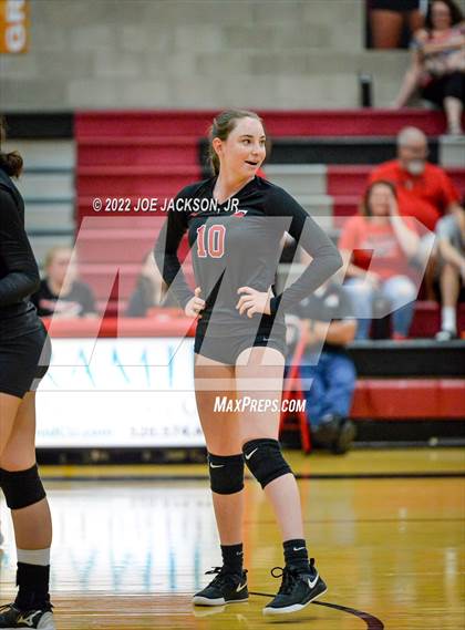 Thumbnail 3 in Empire vs Marana photogallery.